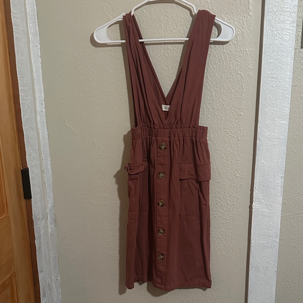 Roolee Terracotta V-Neck Garment